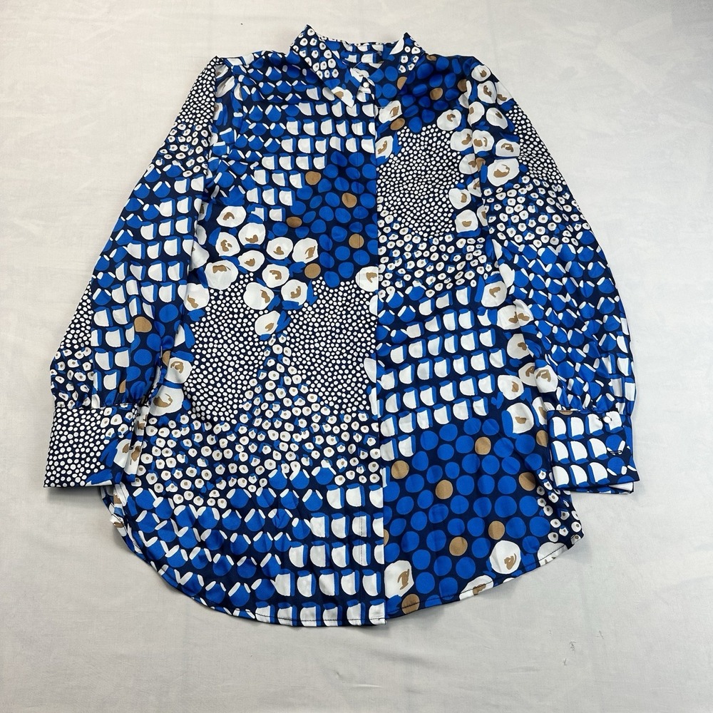 NWT Chico's Women's Blue White Abstract Floral Button Down Blouse Size 8/10